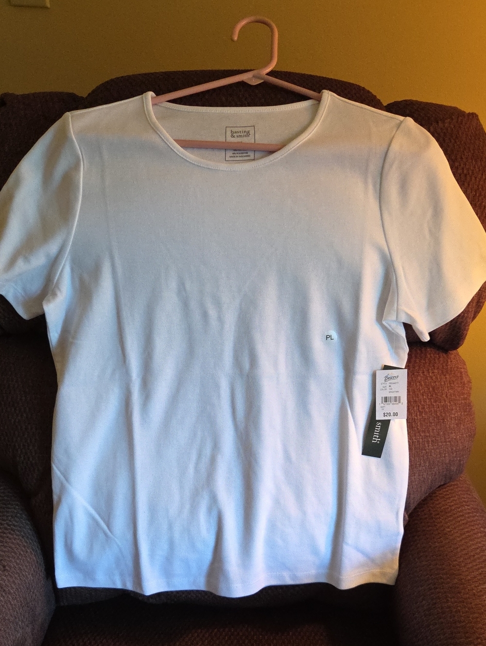 Hastings & Smith White Short Sleeve Tee, NWT Size PL